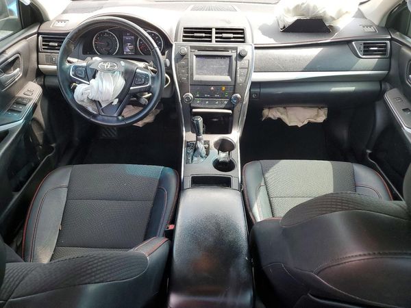 2016 TOYOTA CAMRY
