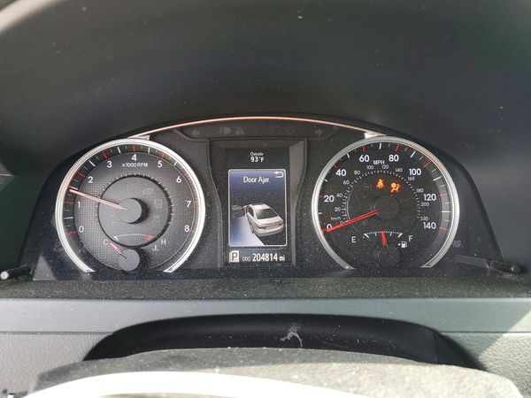 2016 TOYOTA CAMRY
