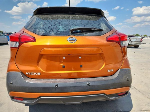 2020 NISSAN KICKS