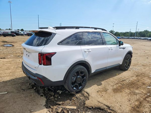 2025 KIA SORENTO