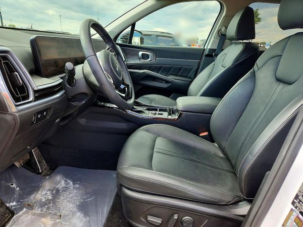 2025 KIA SORENTO