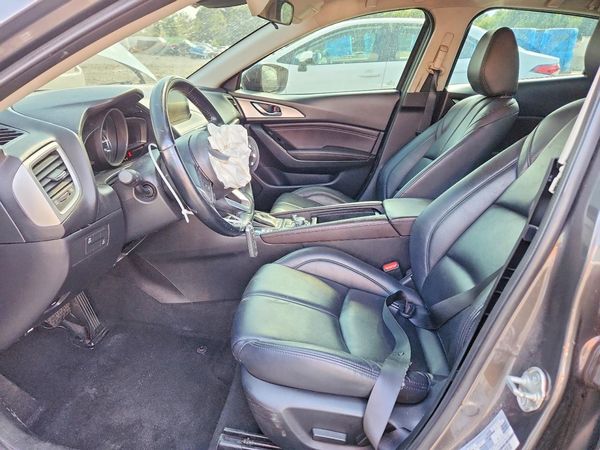 2018 MAZDA 3