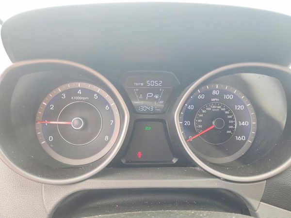 2016 HYUNDAI ELANTRA