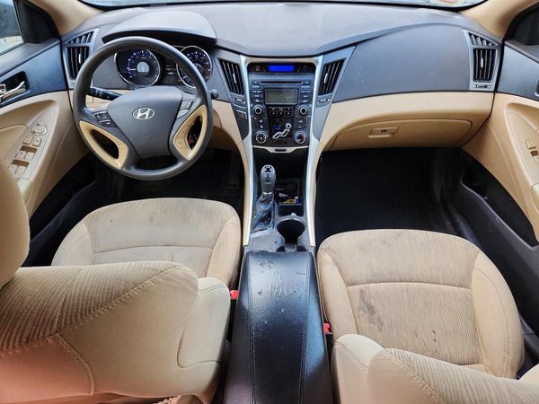 2013 HYUNDAI SONATA