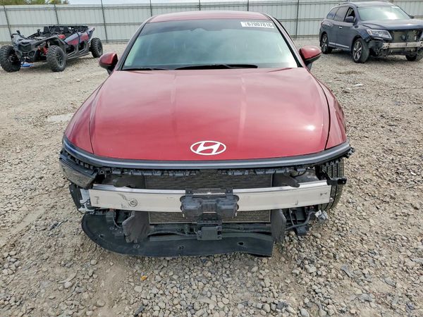 2025 HYUNDAI SONATA