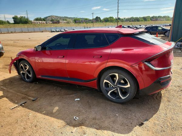 2022 KIA EV6