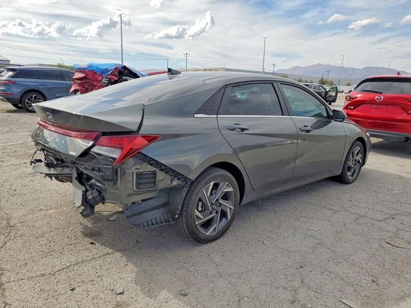 2025 HYUNDAI ELANTRA