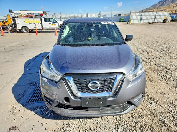 2020 NISSAN KICKS