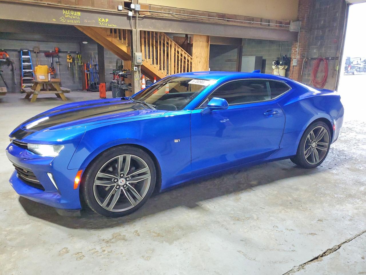2017 CHEVROLET CAMARO 1LT — Front 3/4