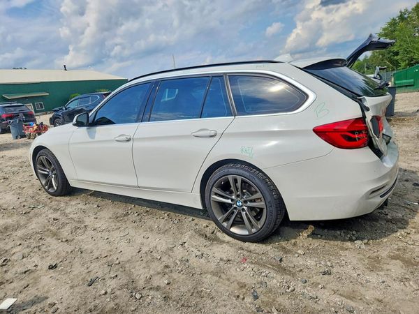 2018 BMW 330 xDrive