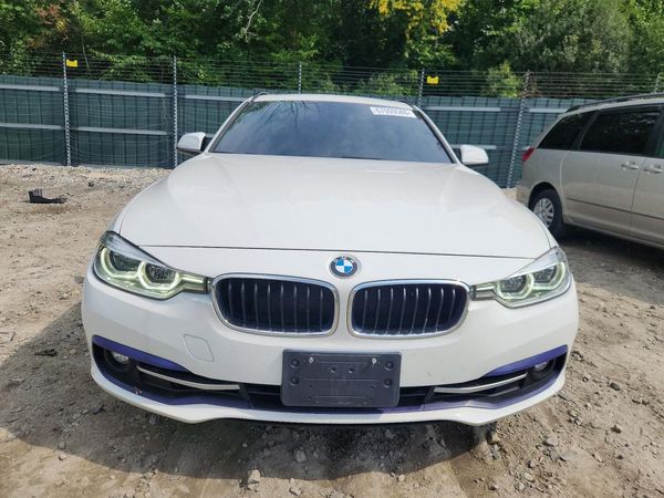 2018 BMW 330 xDrive