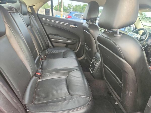 2016 CHRYSLER 300