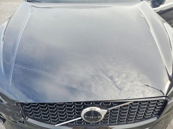 2022 VOLVO XC60