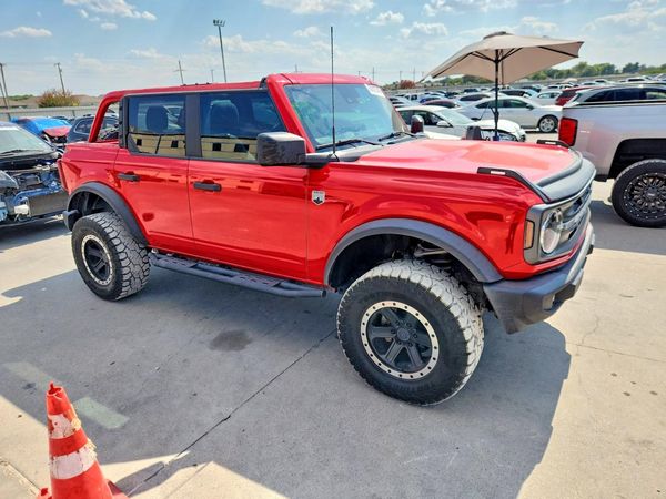 2023 FORD BRONCO