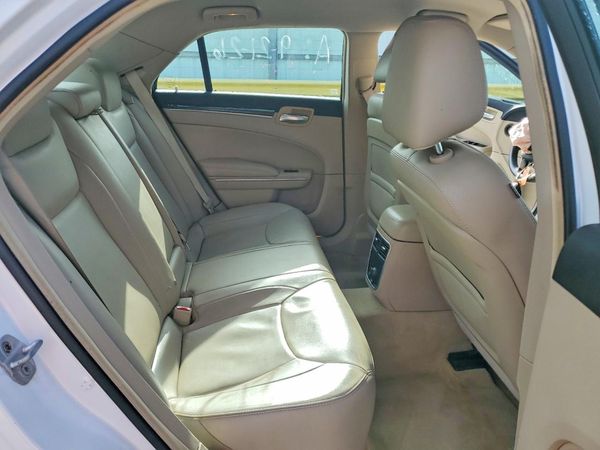 2013 CHRYSLER 300