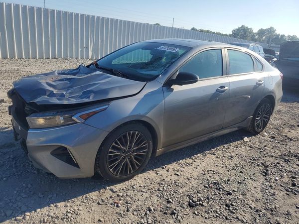 2022 KIA FORTE