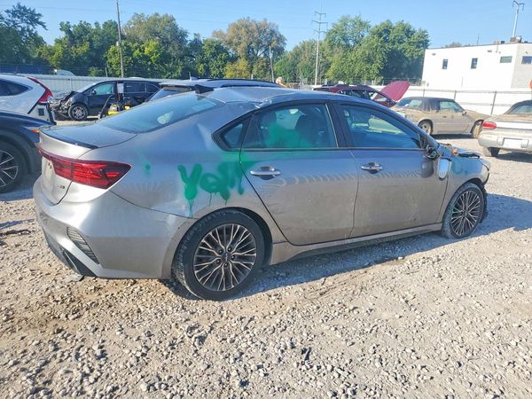 2022 KIA FORTE