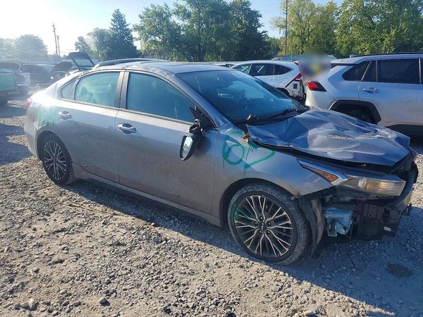 2022 KIA FORTE
