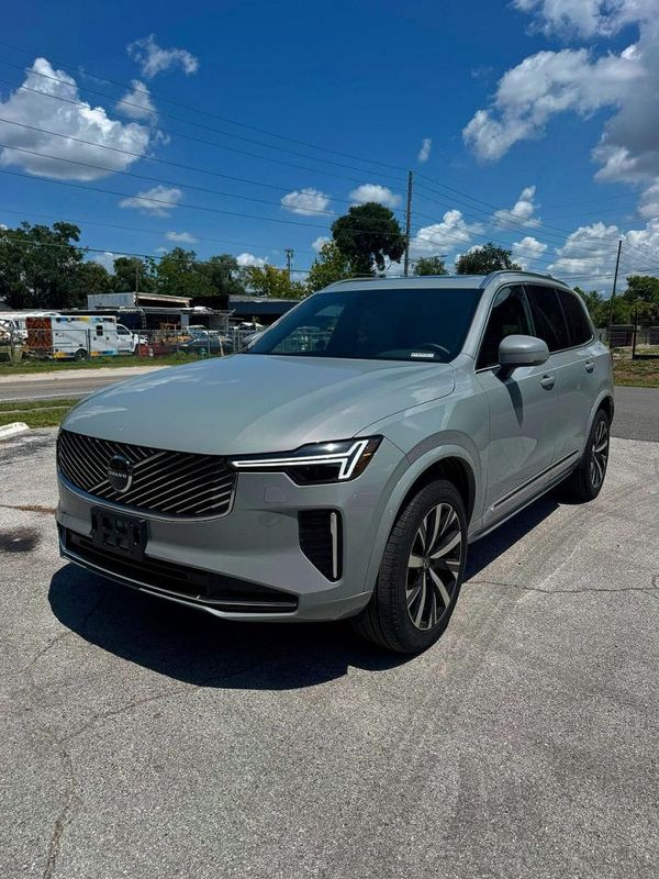 2026 VOLVO XC90