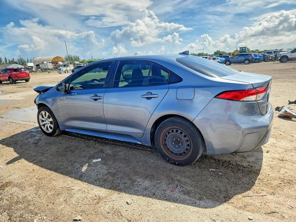 2021 TOYOTA COROLLA