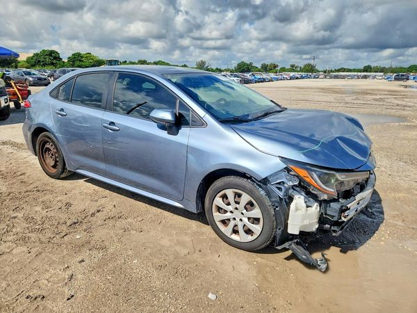 2021 TOYOTA COROLLA