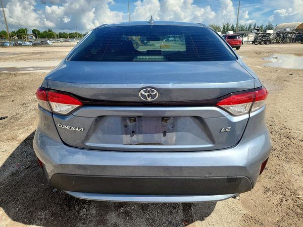 2021 TOYOTA COROLLA