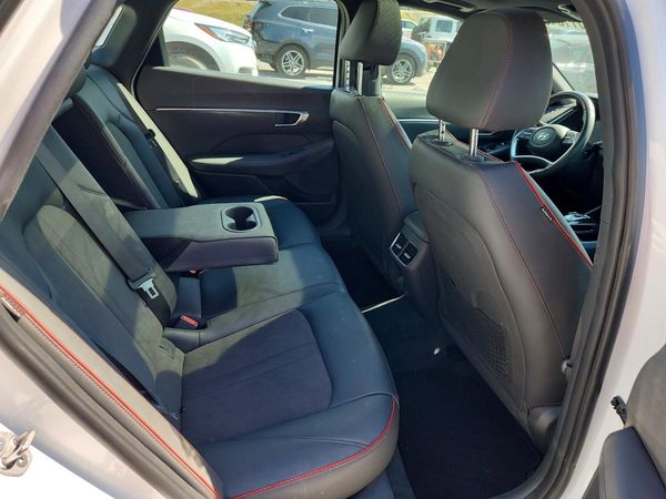 2023 HYUNDAI SONATA