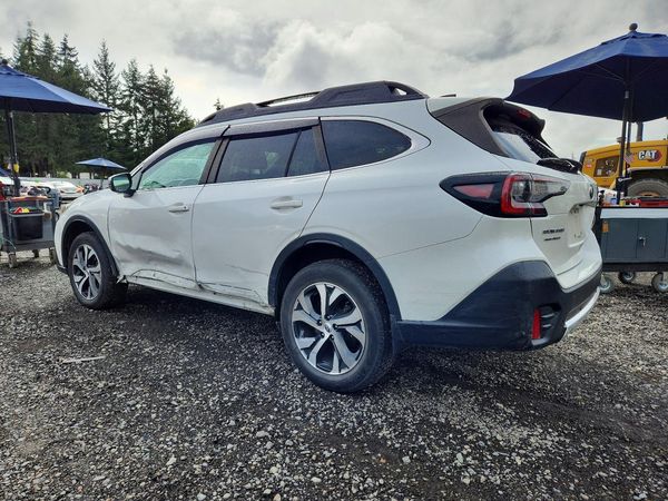 2020 SUBARU OUTBACK Limited