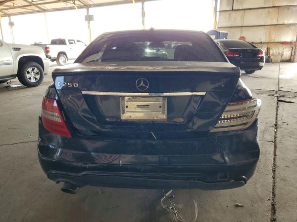 2014 MERCEDES-BENZ C