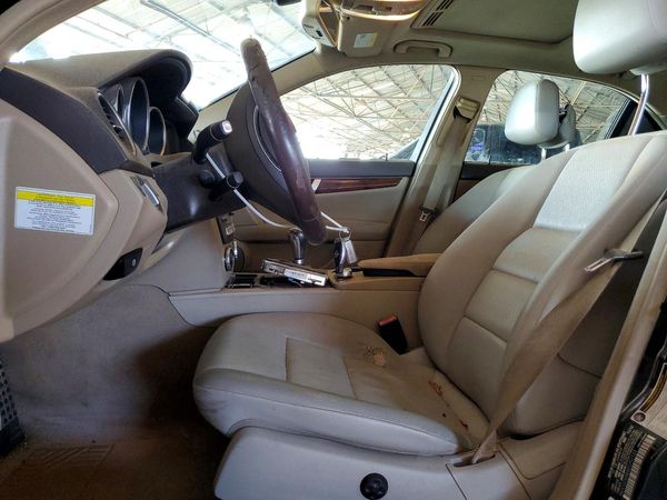2014 MERCEDES-BENZ C