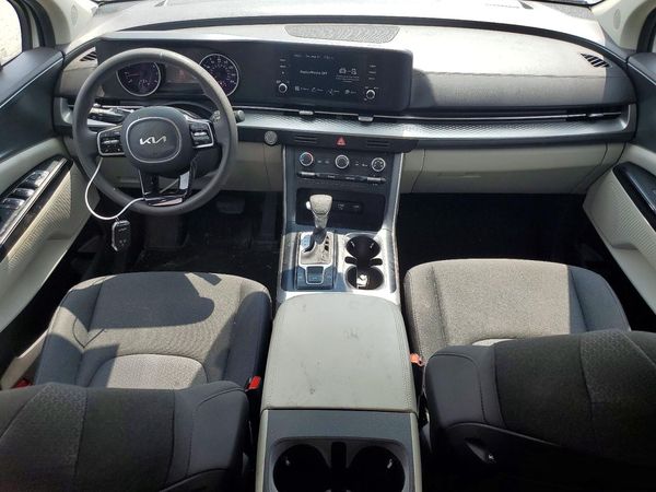 2023 KIA CARNIVAL LX, LX Seat Package