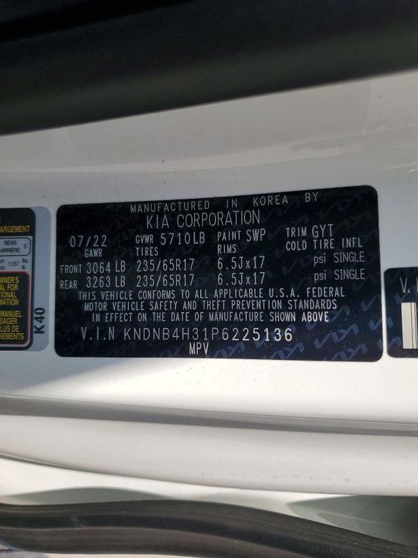 2023 KIA CARNIVAL LX, LX Seat Package