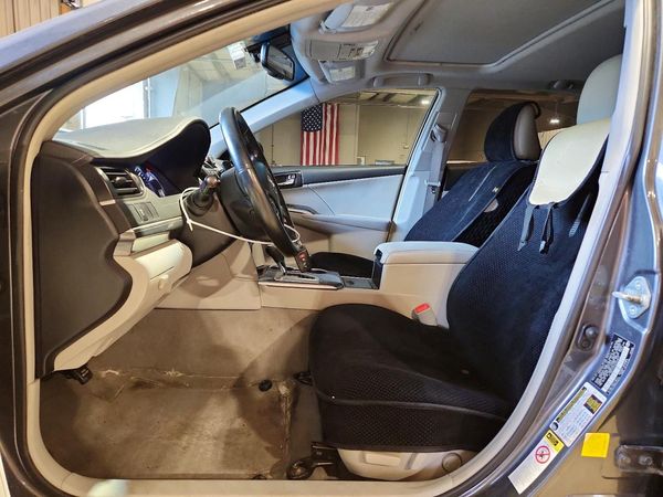 2012 TOYOTA CAMRY SOLA Hybrid — DENT