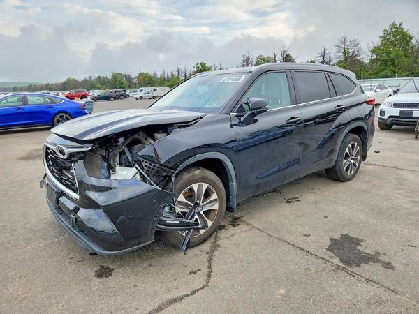 2021 TOYOTA HIGHLANDER