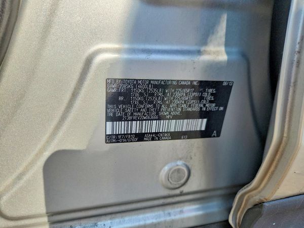 2013 TOYOTA RAV4 Standard
