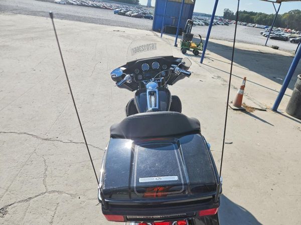 2012 HARLEY-DAVIDSON FLHTCU