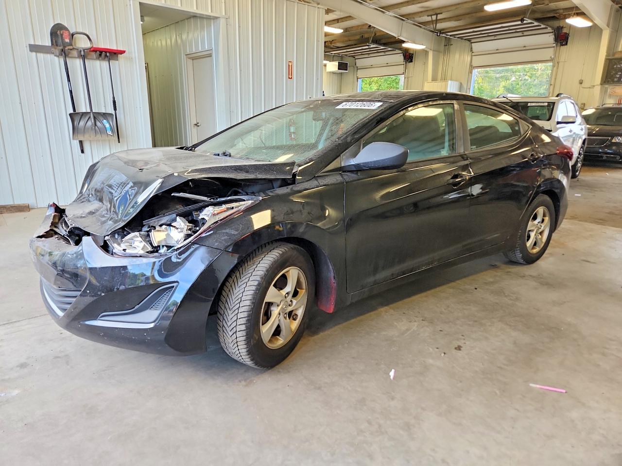 2014 HYUNDAI ELANTRA GLS (Middle)