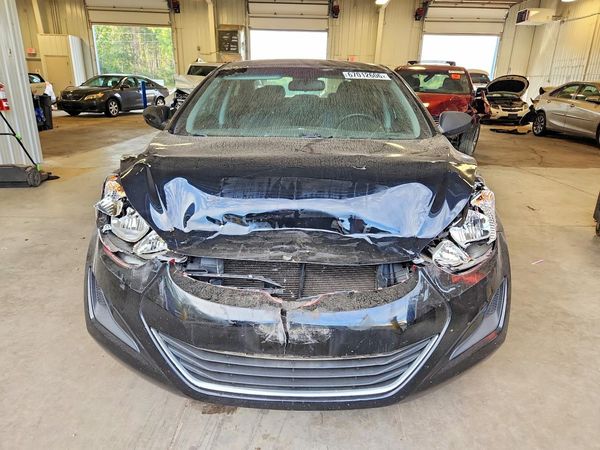2014 HYUNDAI ELANTRA GLS (Middle)