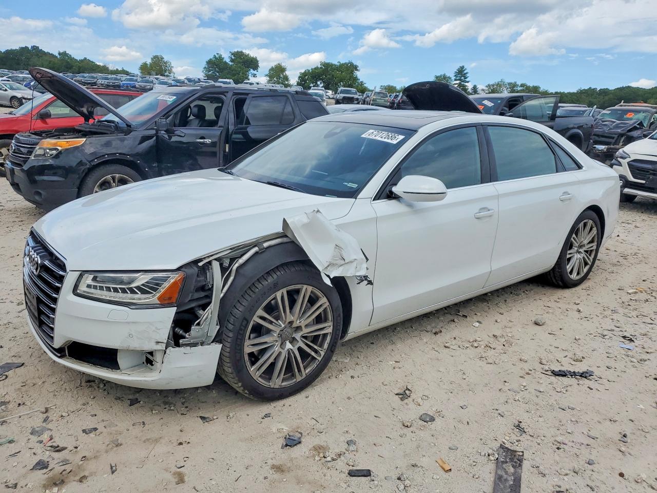2016 AUDI A8