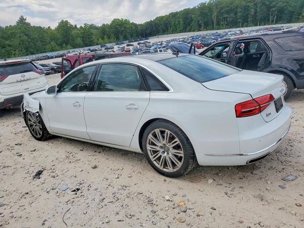 2016 AUDI A8