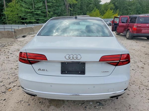 2016 AUDI A8