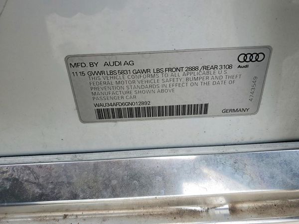 2016 AUDI A8