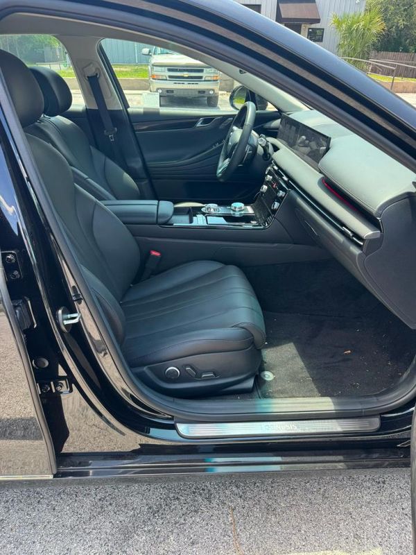 2026 GENESIS G80 2.5T