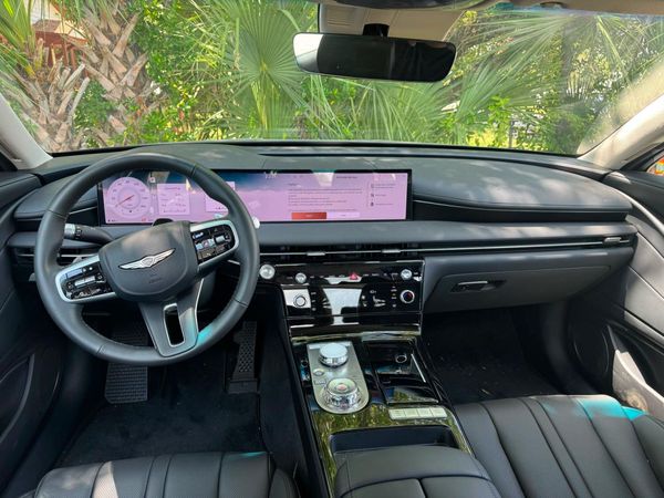 2026 GENESIS G80 2.5T
