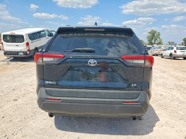 2021 TOYOTA RAV 4 LE