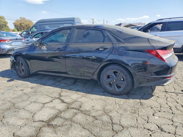 2022 HYUNDAI ELANTRA