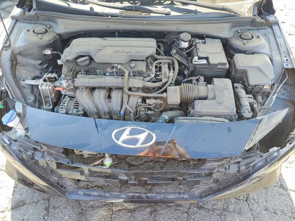 2022 HYUNDAI ELANTRA