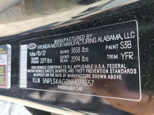 2022 HYUNDAI ELANTRA