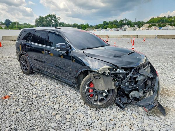 2022 DODGE DURANGO SRT 392 — Passenger 3/4