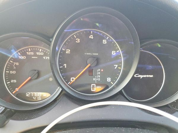 2016 PORSCHE CAYENNE